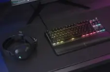 Corsair K70