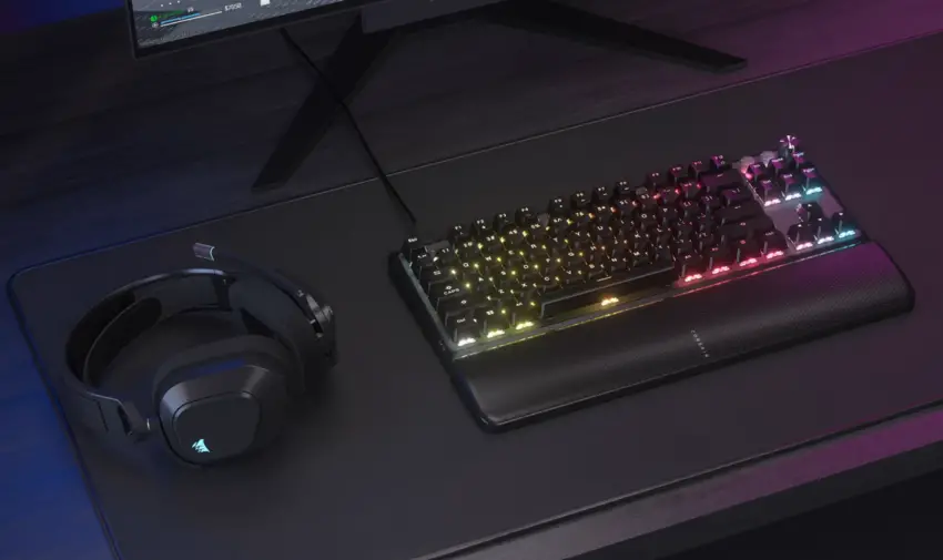 Corsair K70